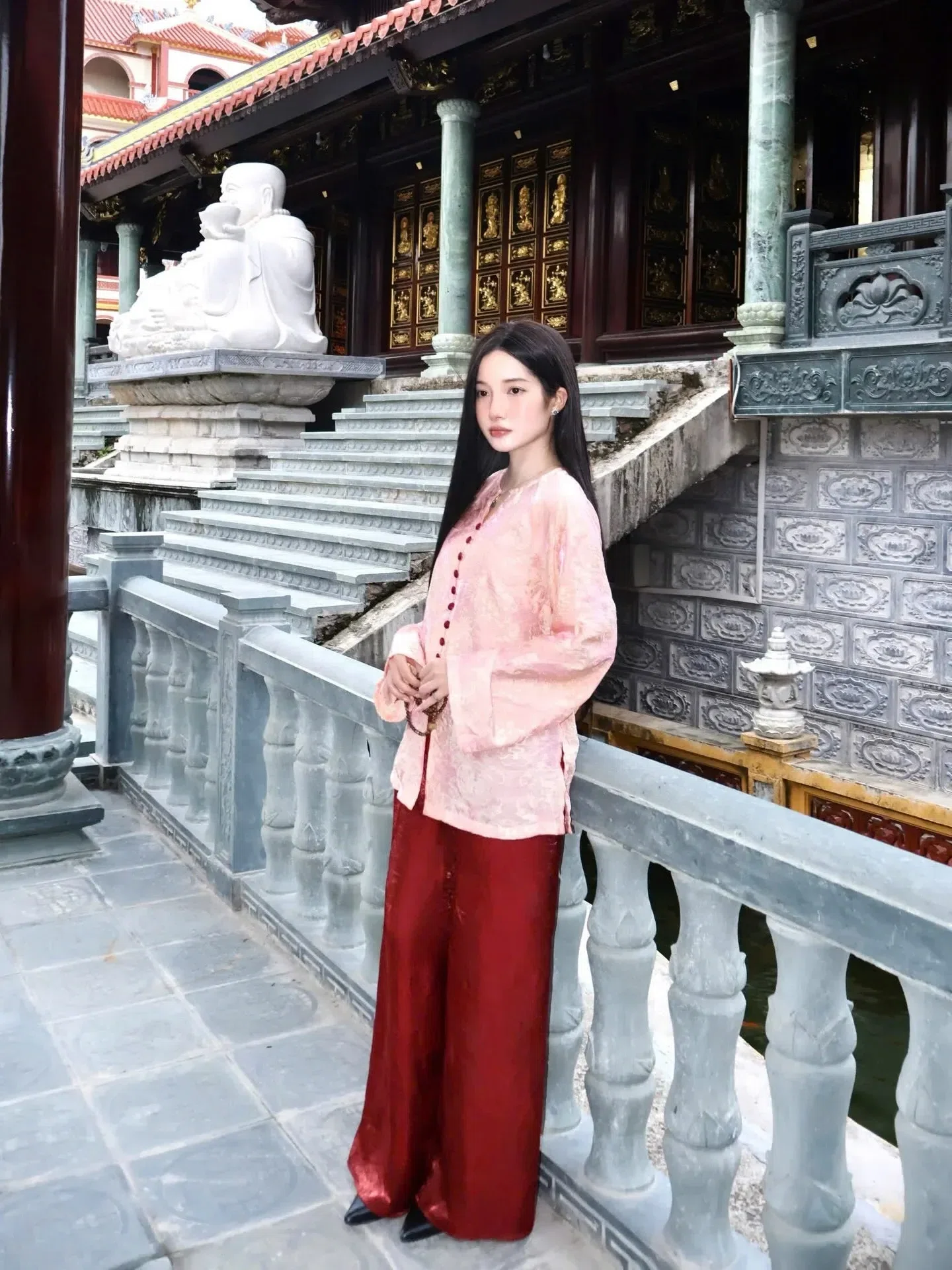 Sẵn pháp phục mới về 🫶
__________________________
𝐌𝐚̂̃𝐮 𝐭𝐡𝐮𝐞̂: 𝟑𝟓𝐊/𝟏 3